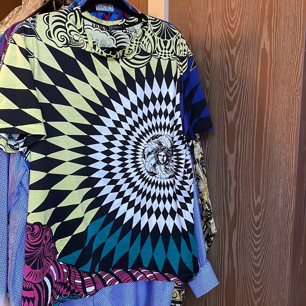 Versace Black and Yellow Optical Illusion Tee